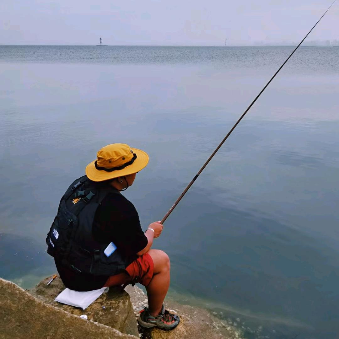 碳总🎣钓鱼去