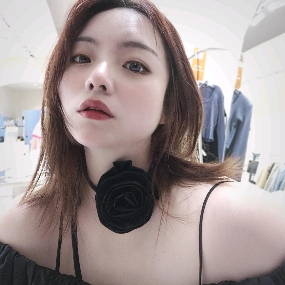 蘑菇🍄（姐姐）