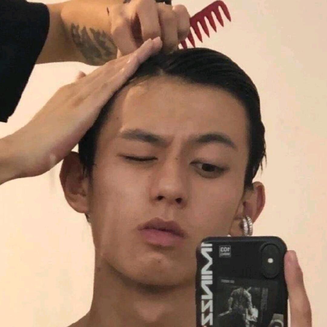 马喆