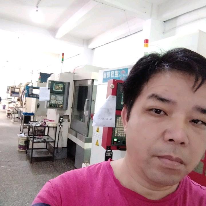 刚刚升起的太阳