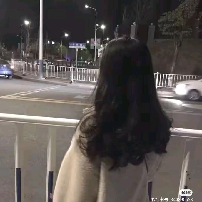 阳光明媚