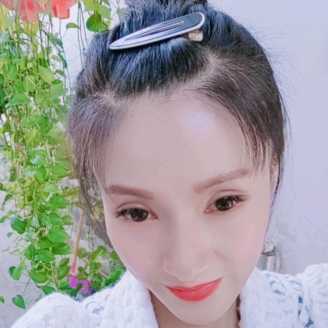 是谁这么漂亮想要关注我