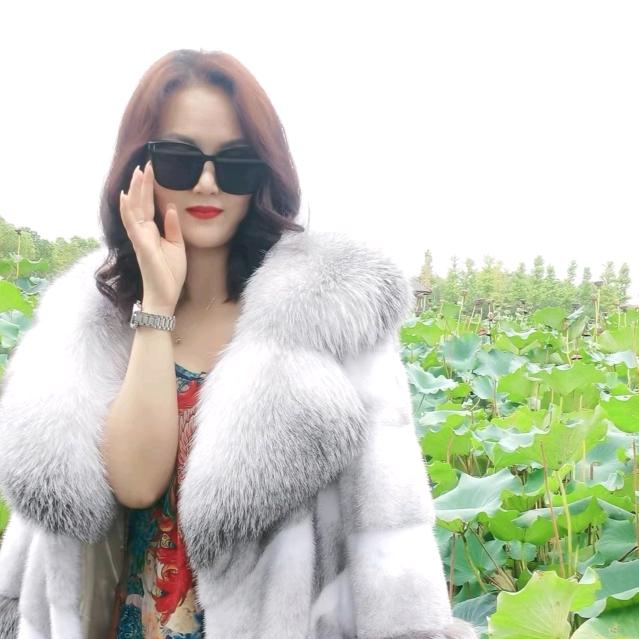 澳唯美刘姐皮草服饰