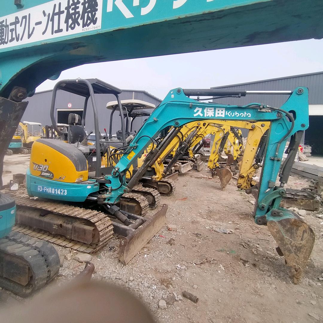 单县砸墙拆除垃圾清运 出租小型挖机升降机