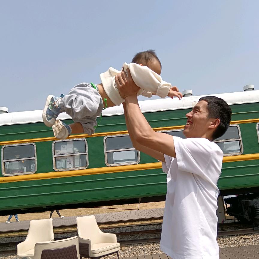 郑州领翰机械    雪狼