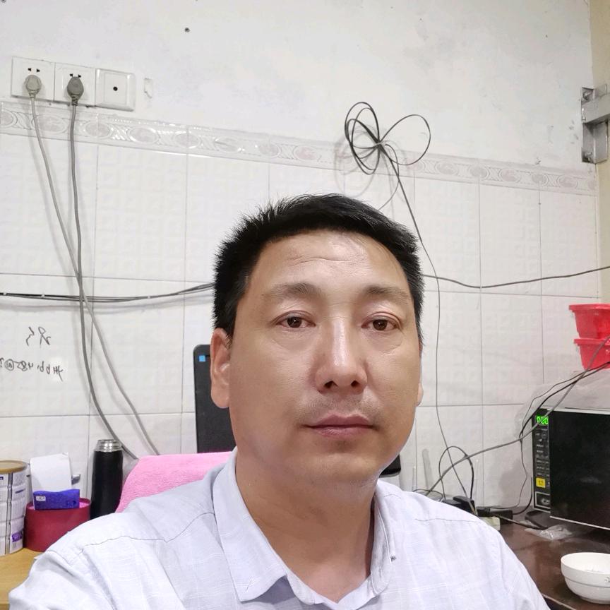 俞额爆张