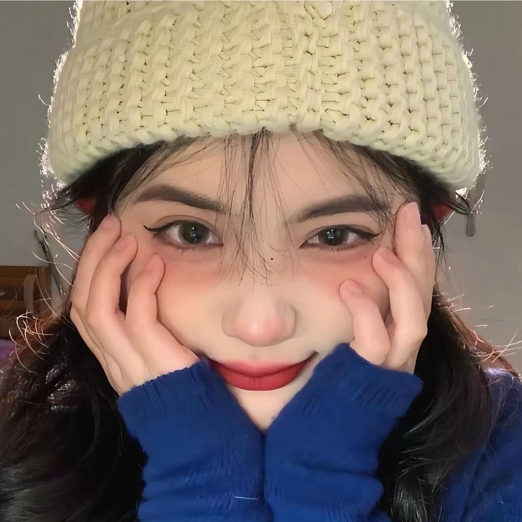 蓝桉.