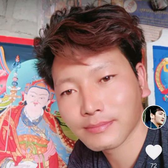 石刻德吉平措