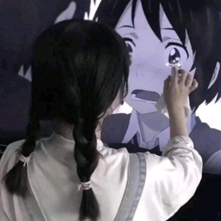 童洛.