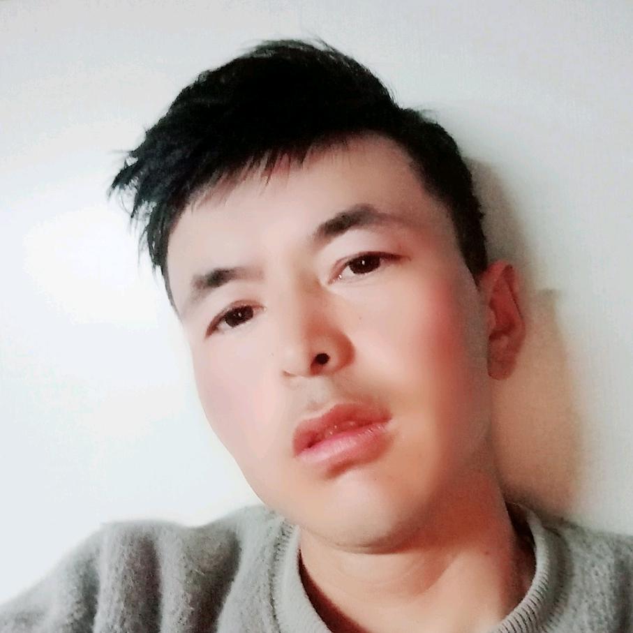 哈***