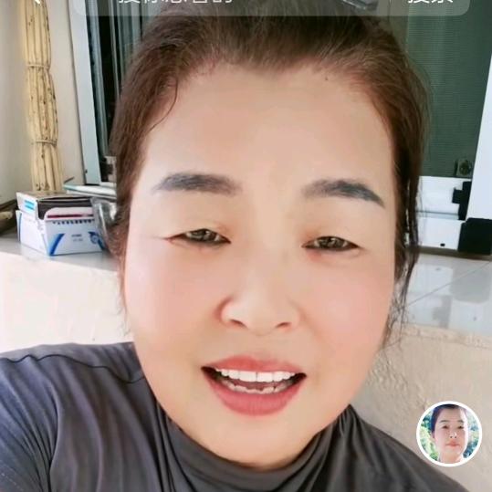 霞姐，