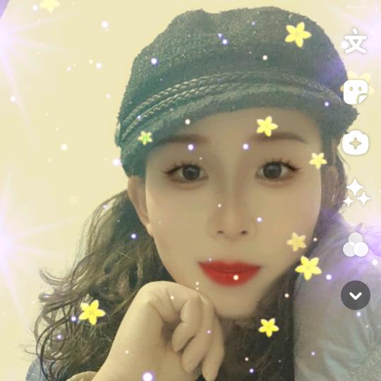 姚紫欣姚群欣妈妈