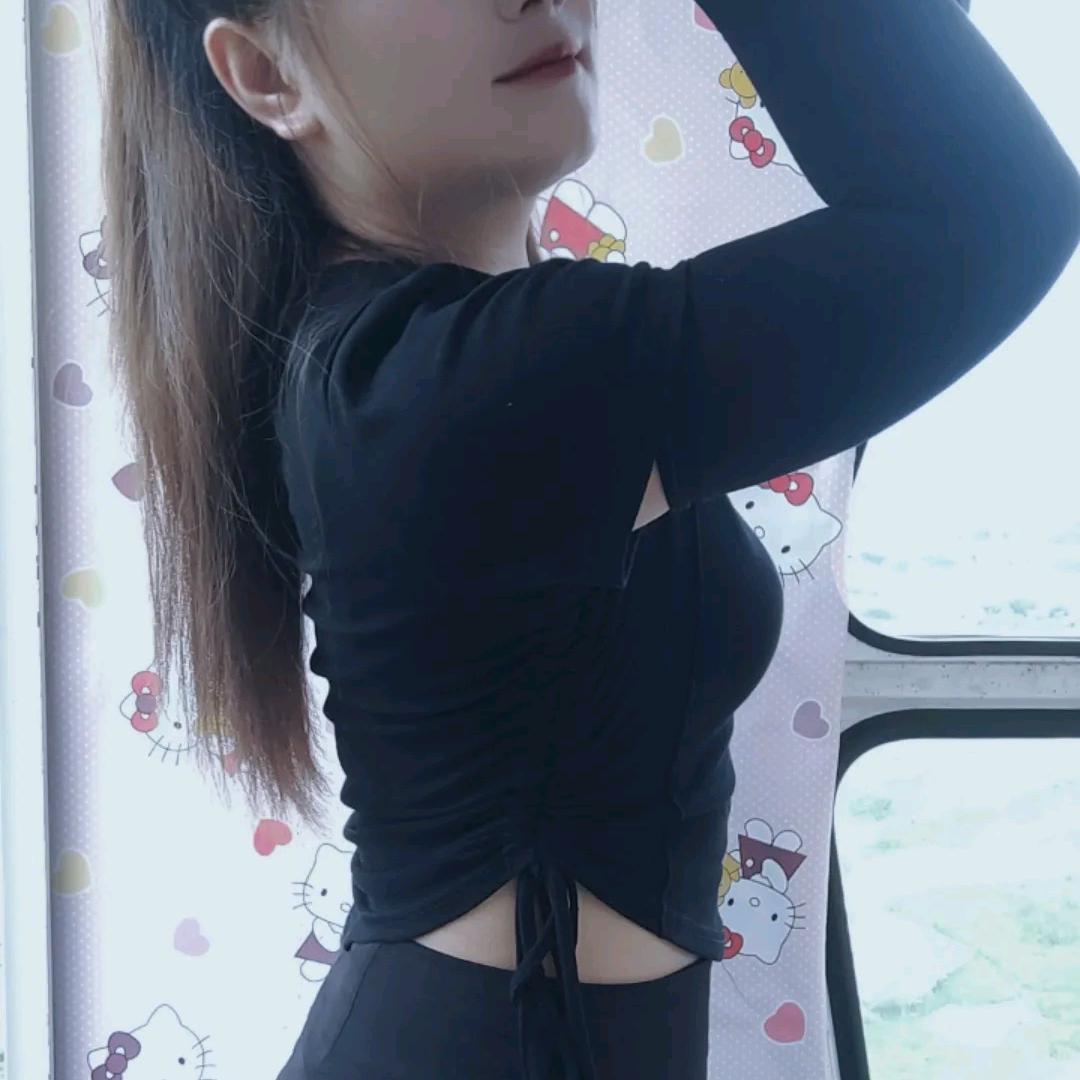@塔吊小丫头