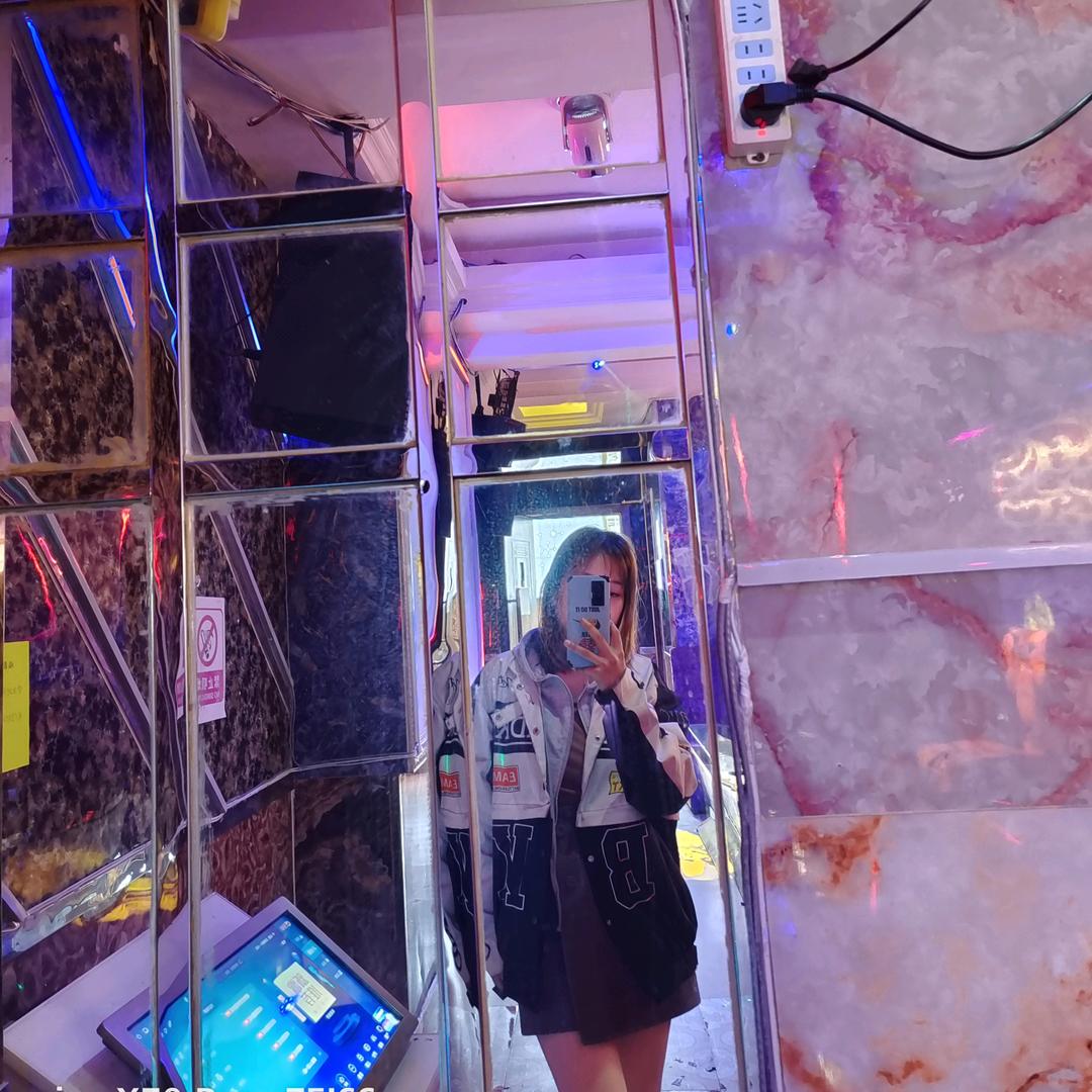 😇小爱😇