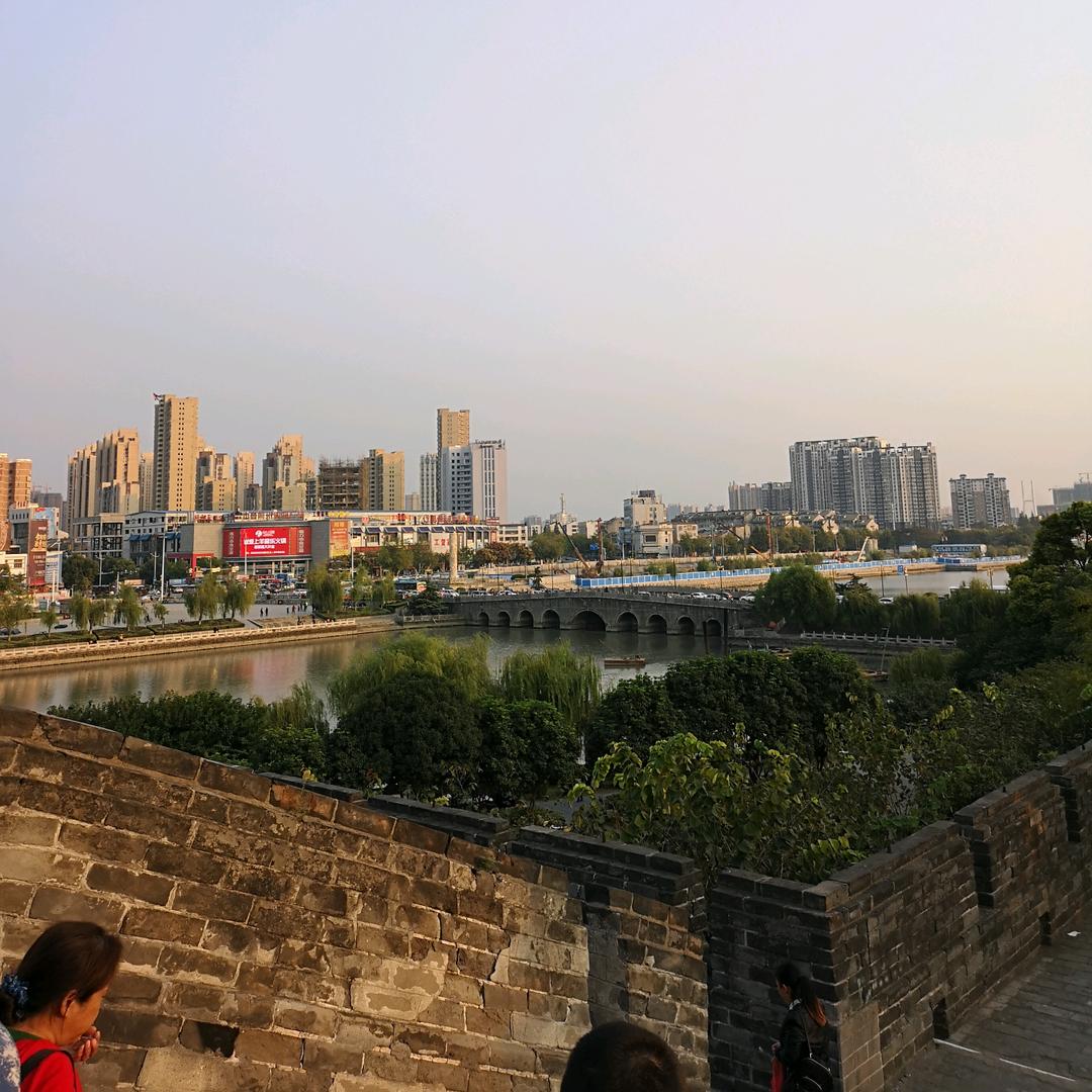 王炸四个二