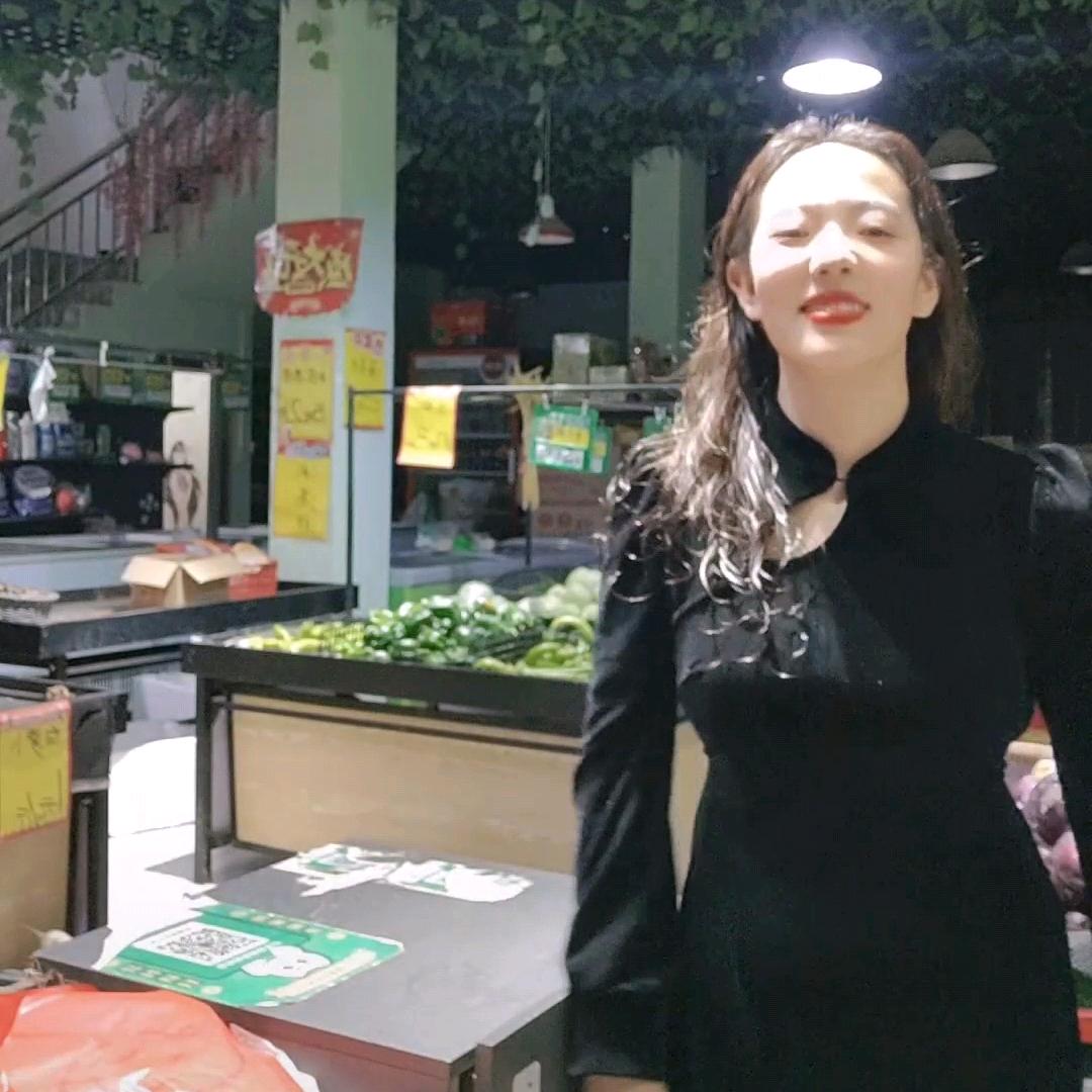 莹莹💛