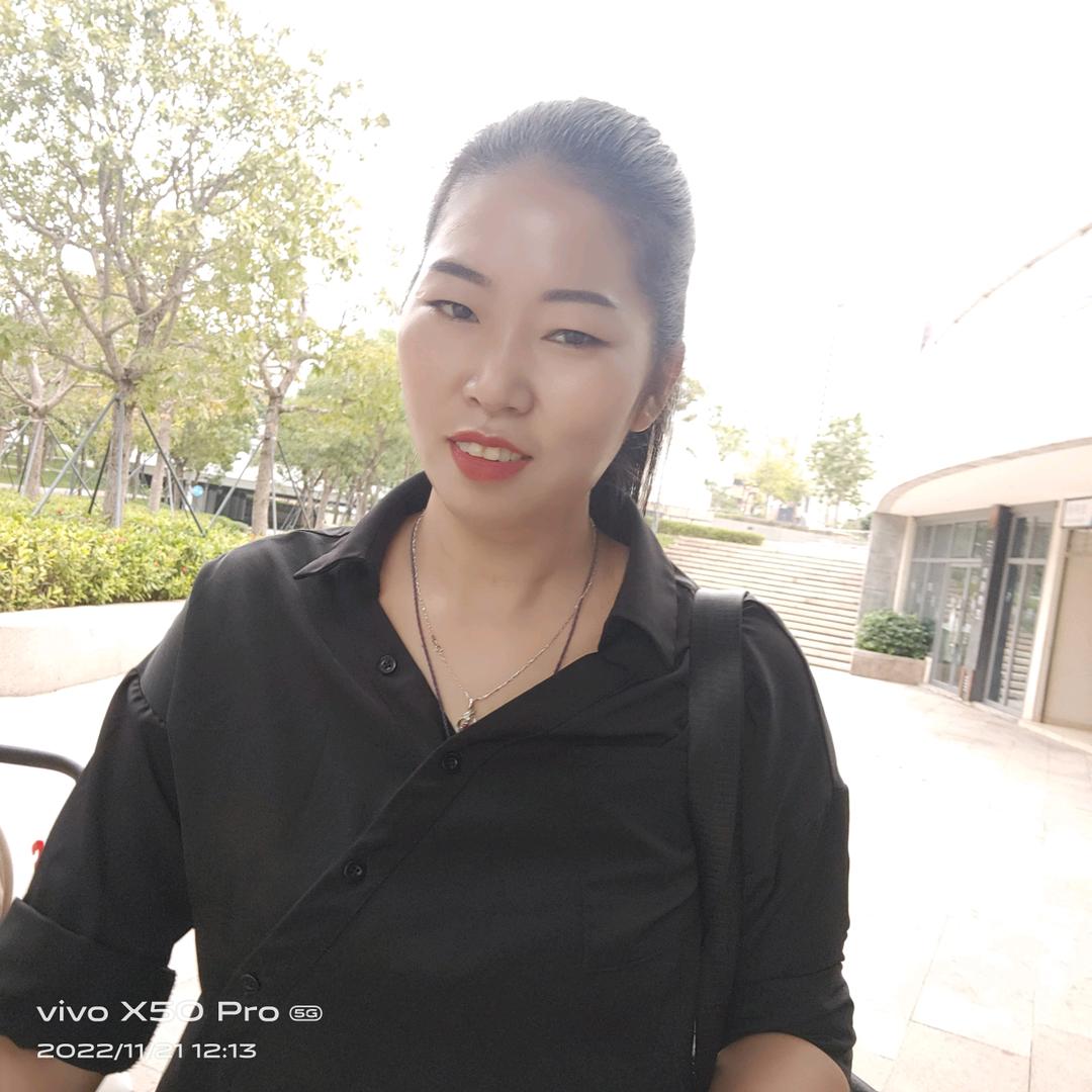 带上面具去跳舞