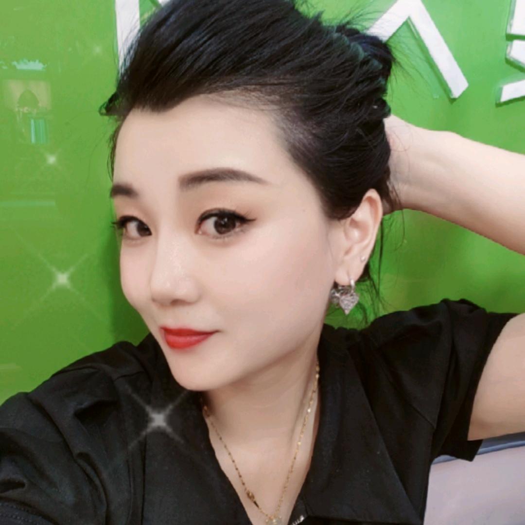 瓮安县花竹园步行街【曼天雨】女装