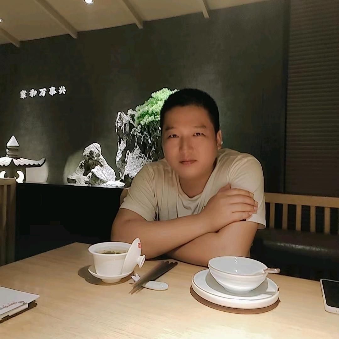 山鹰  (爱喝酒的爷们儿)