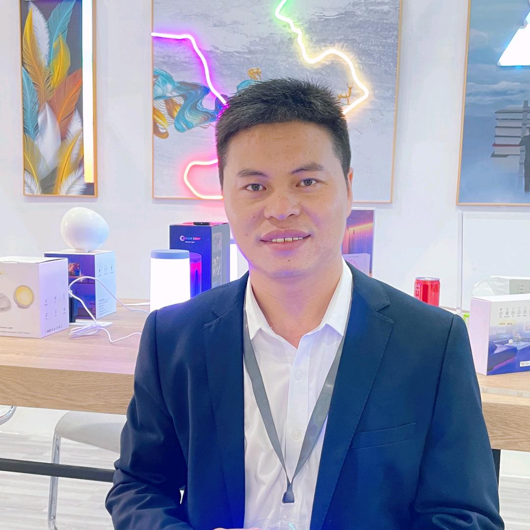 赵班长-氛围灯工厂（彩斓）