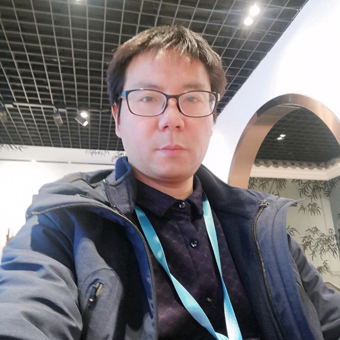 陈忠华