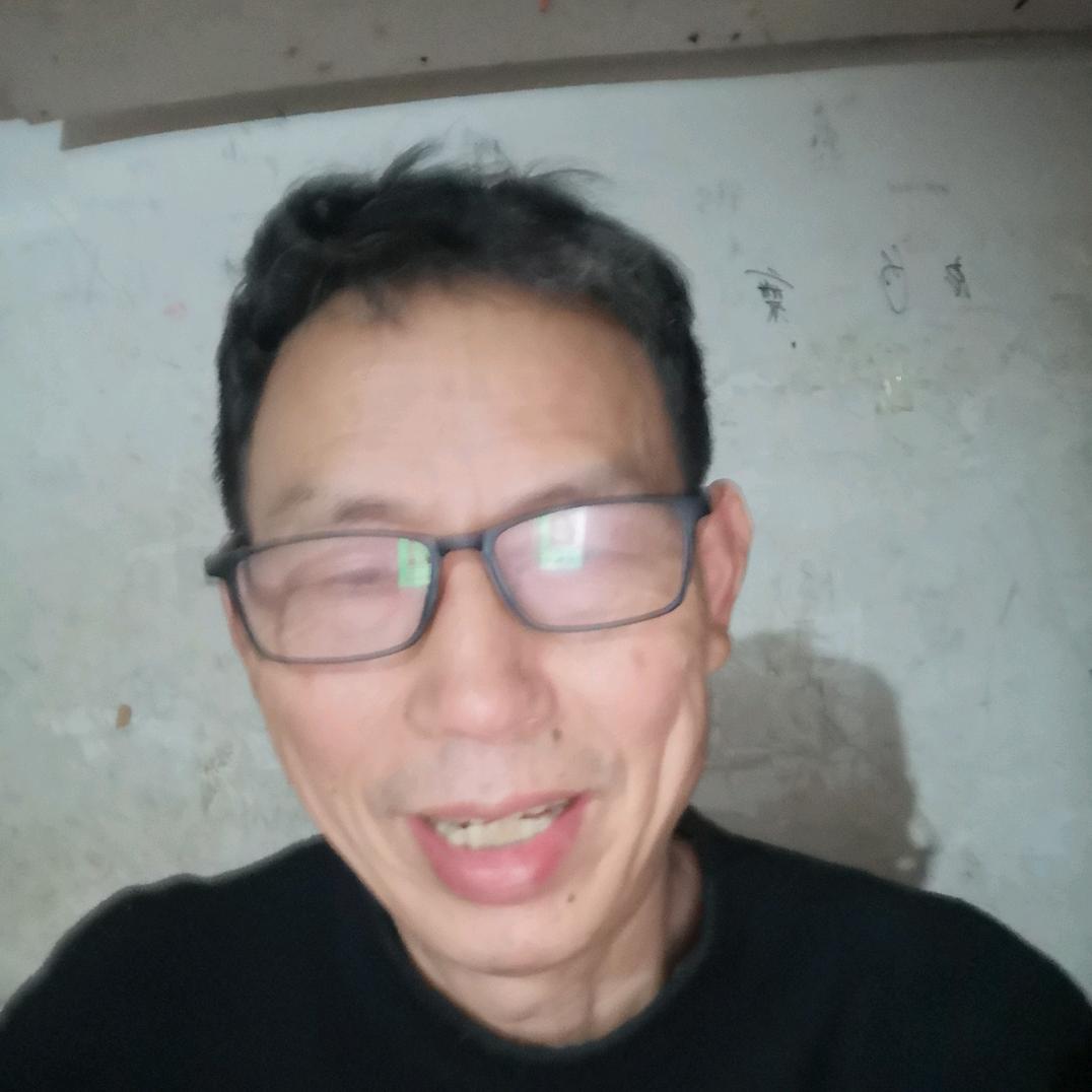开心果😝😝