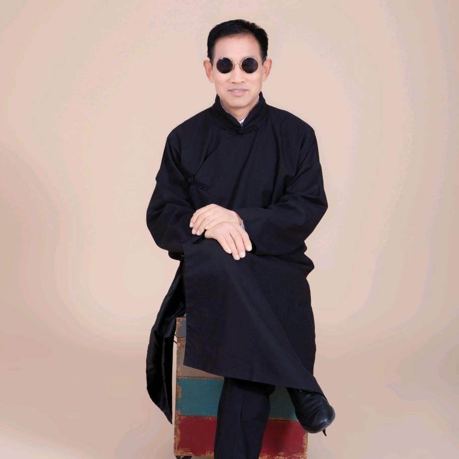 休闲美食翁