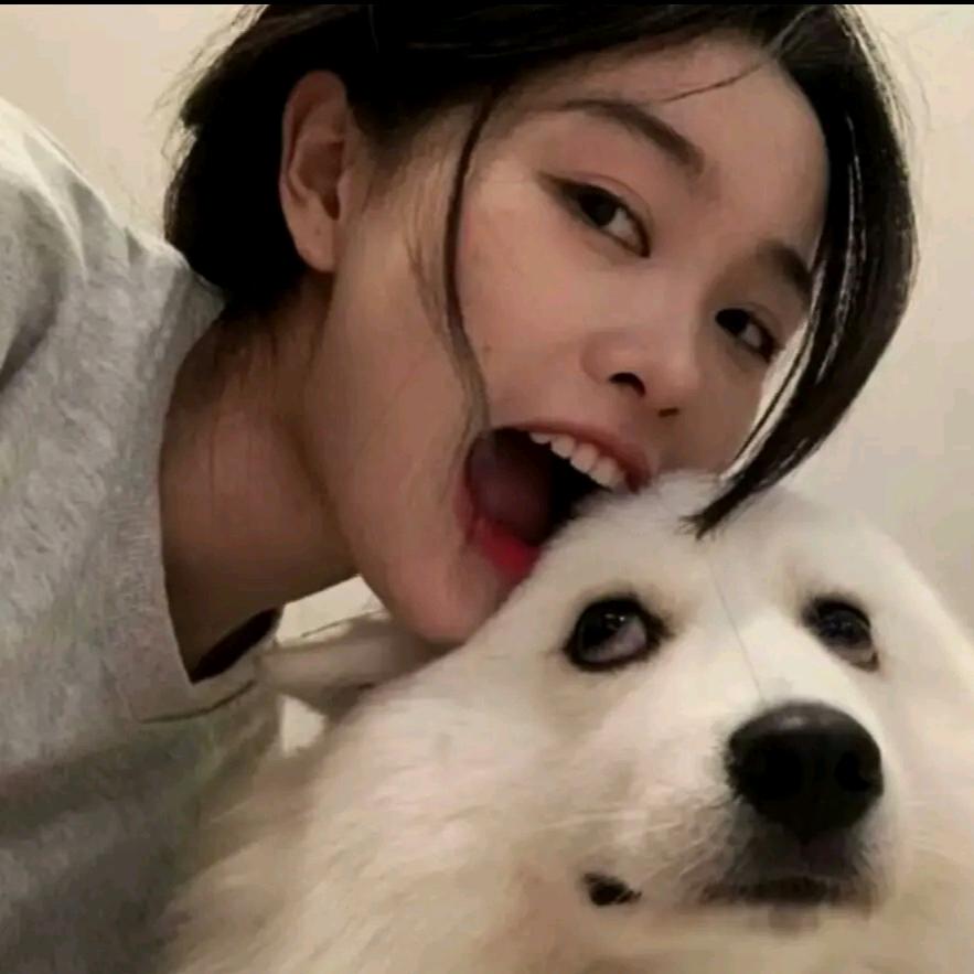 小美💋💋
