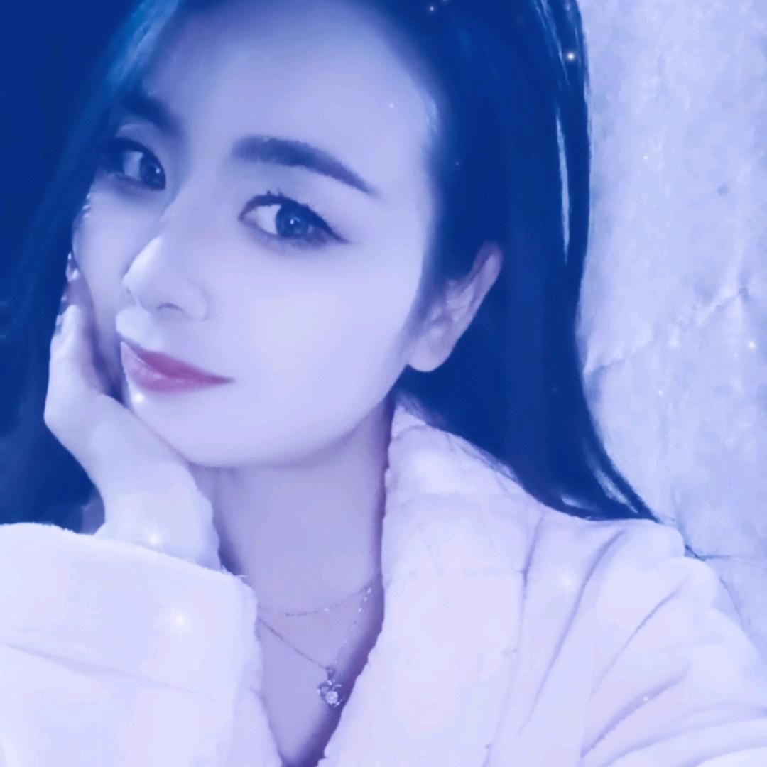爱心女绅女王