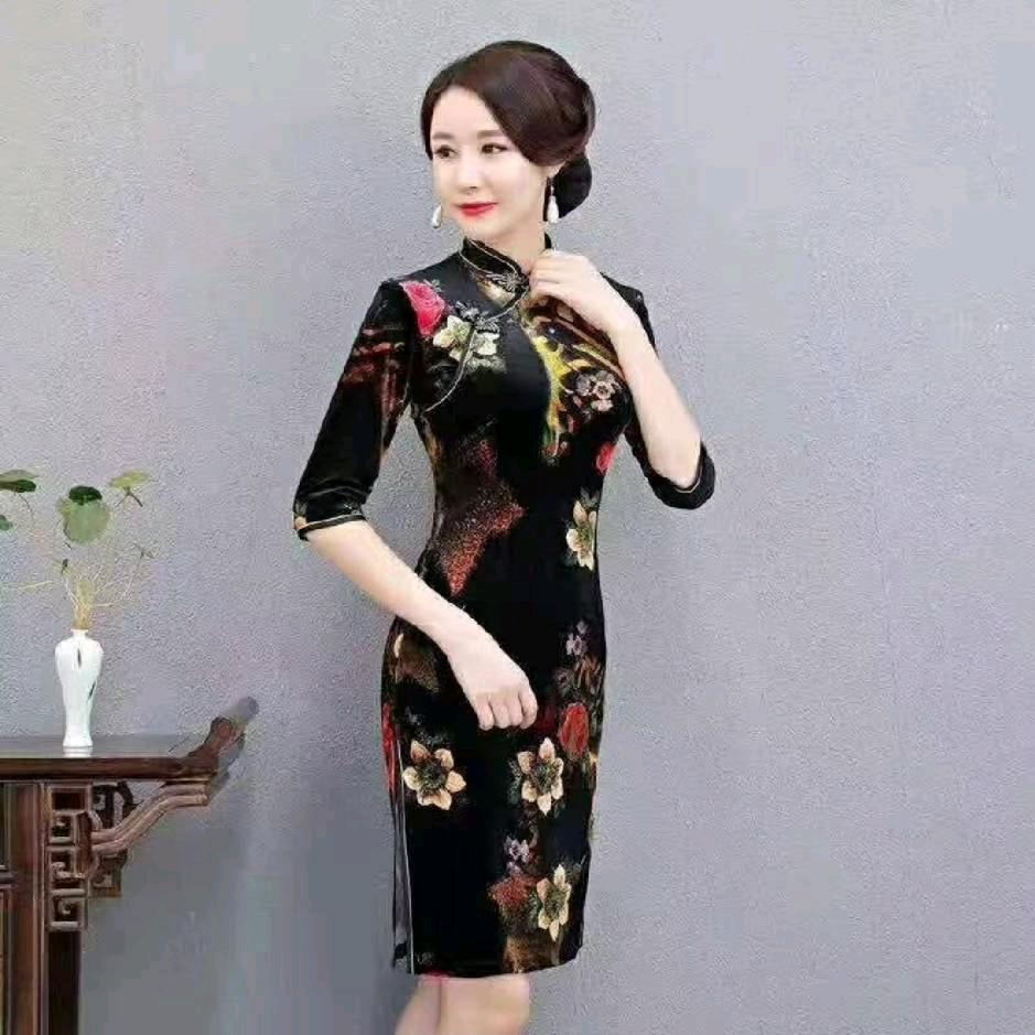 俏佳人服装店⛳️