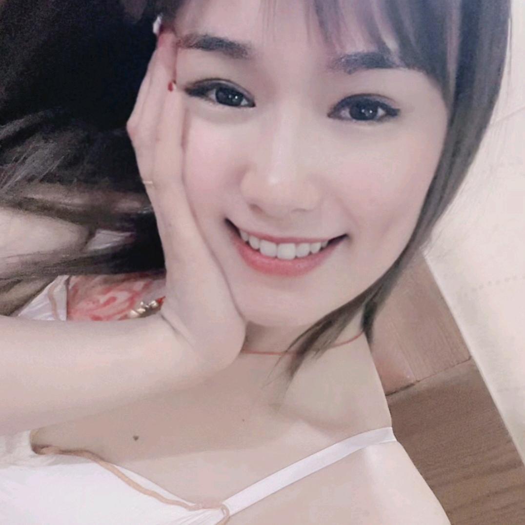 爱笑女孩