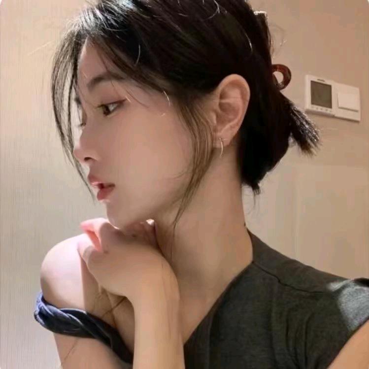 彩彩