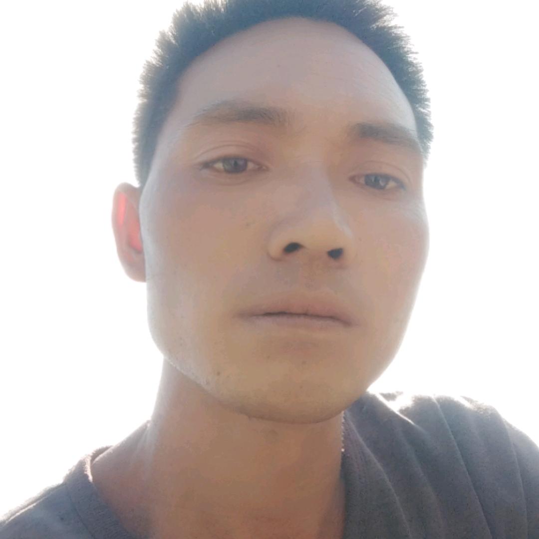 云南     再苦也要微笑6687