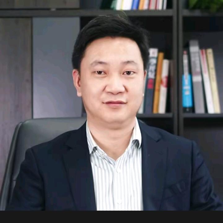 营销鬼才老曾