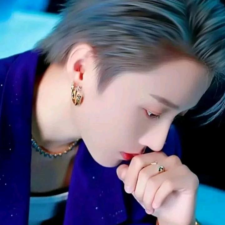 🚬ಇ᭄清风࿆ྃ烈酒໊醉人心࿐👑