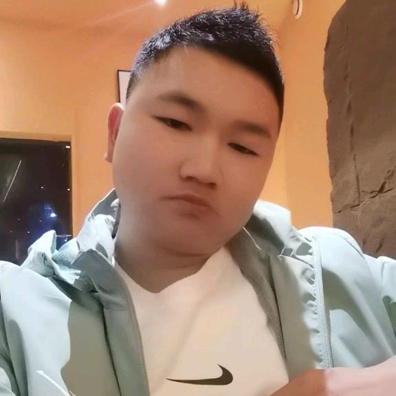 万万木炭