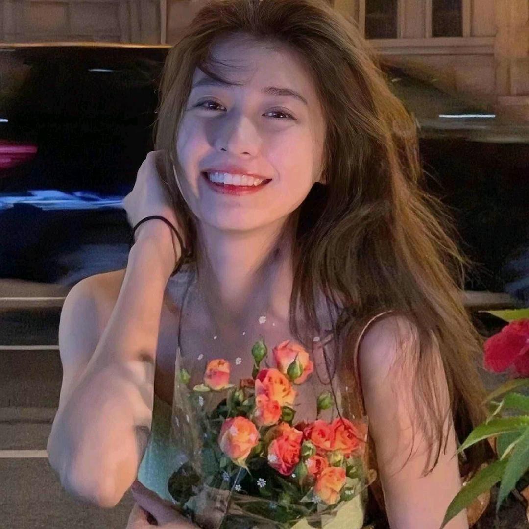 ༺๑小希💘