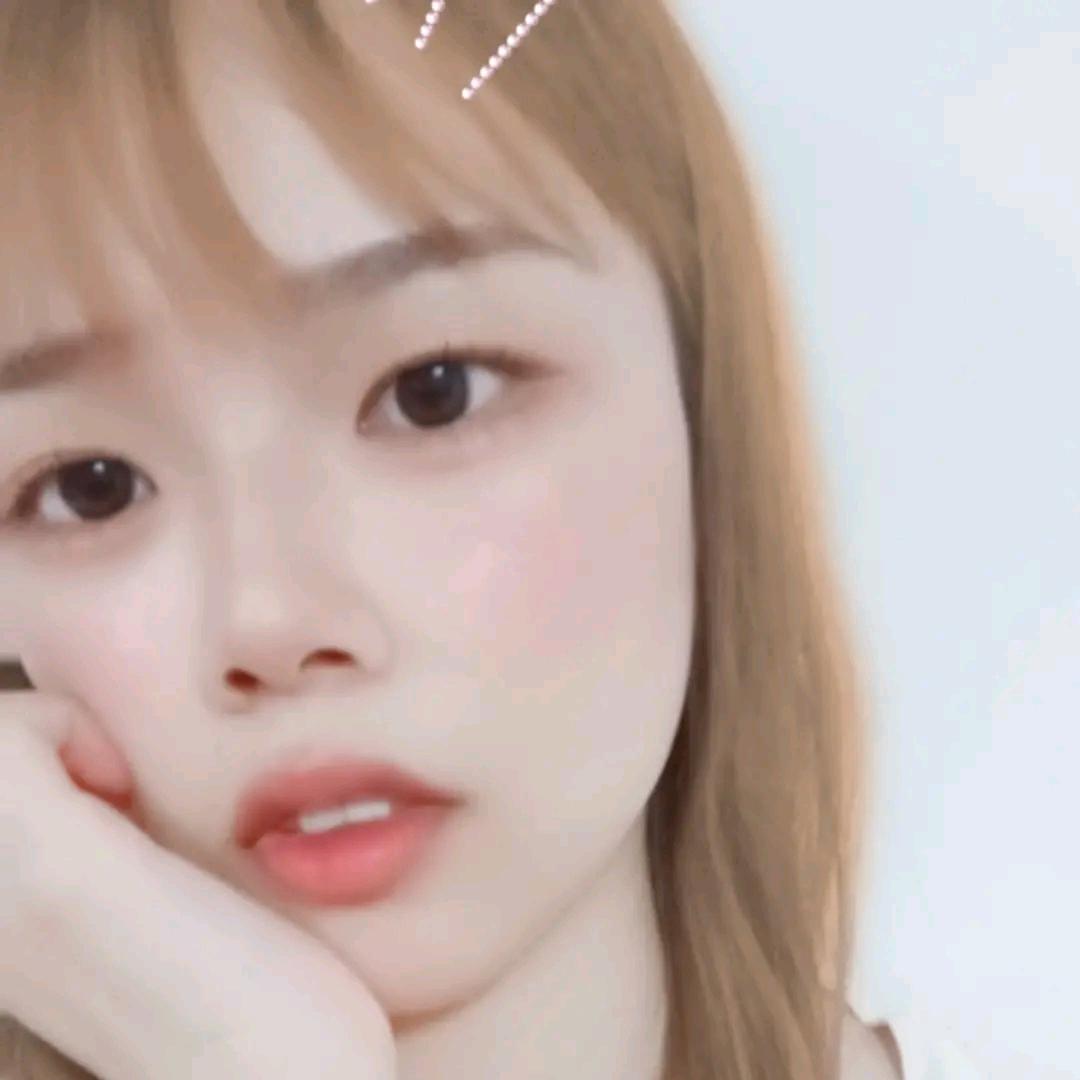 @月月吖