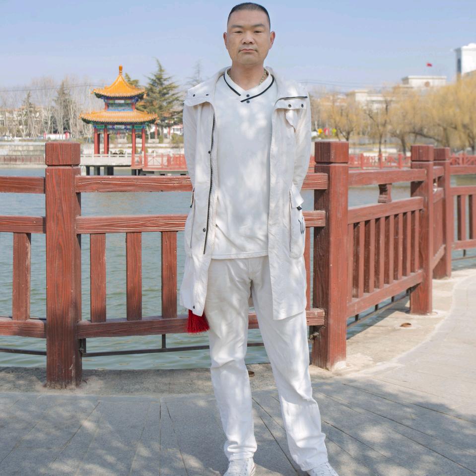 阿伟美发工作室