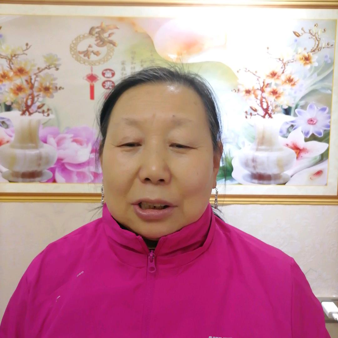 爱咪奶奶首播不定时。谢谢大家。