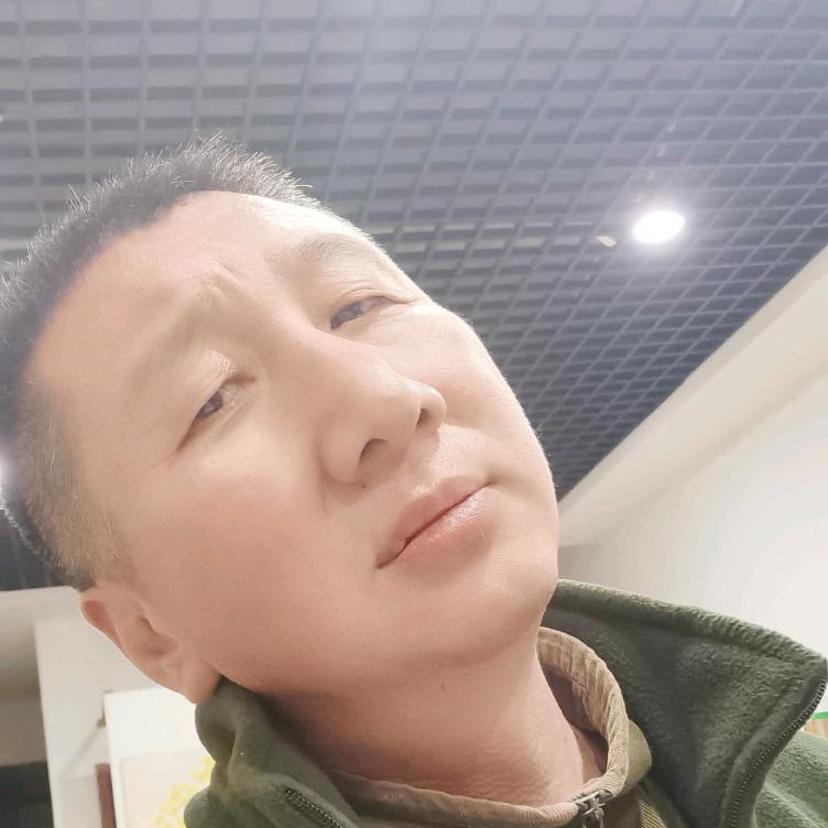 山里人家铁锅炖