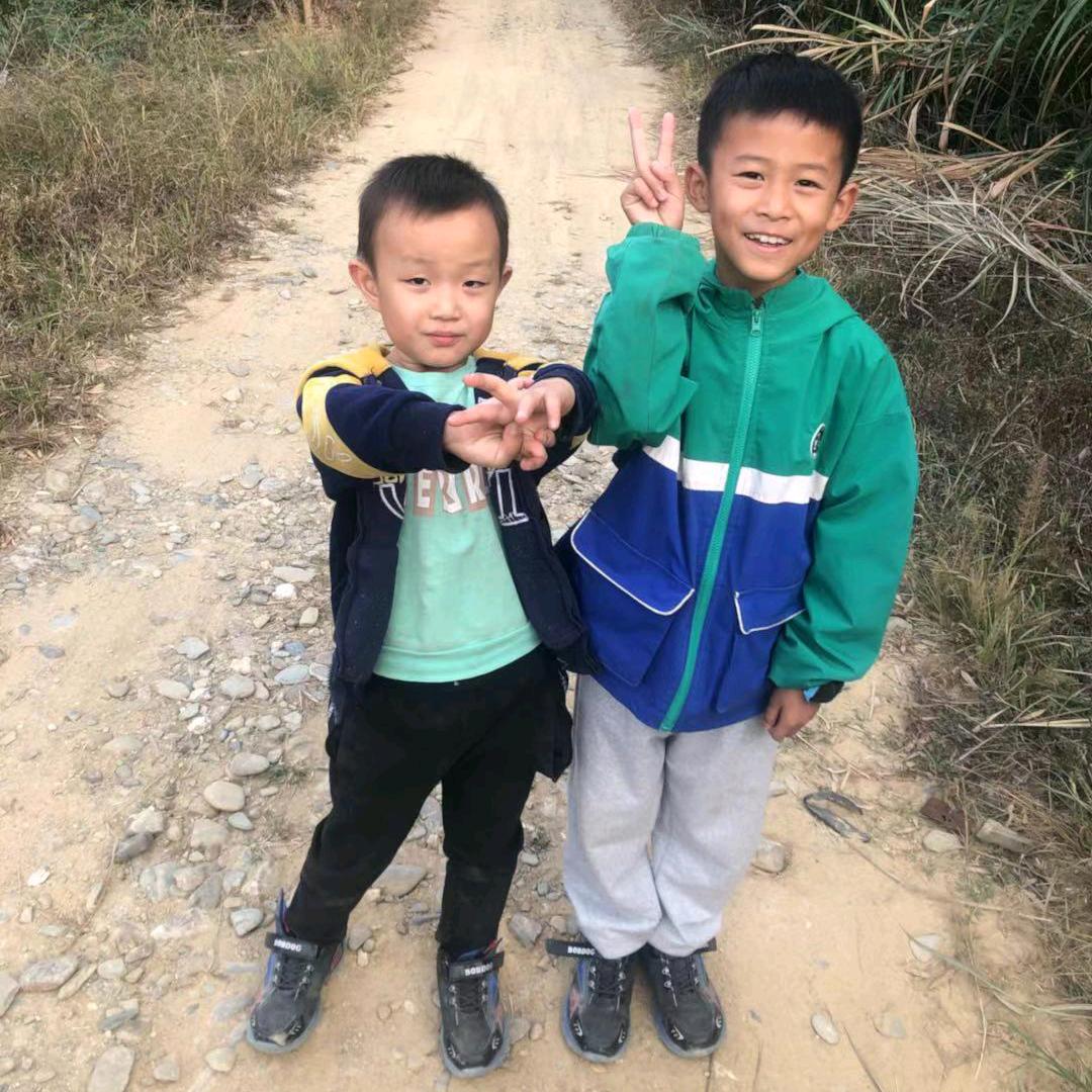 尚花熊特色小铺子