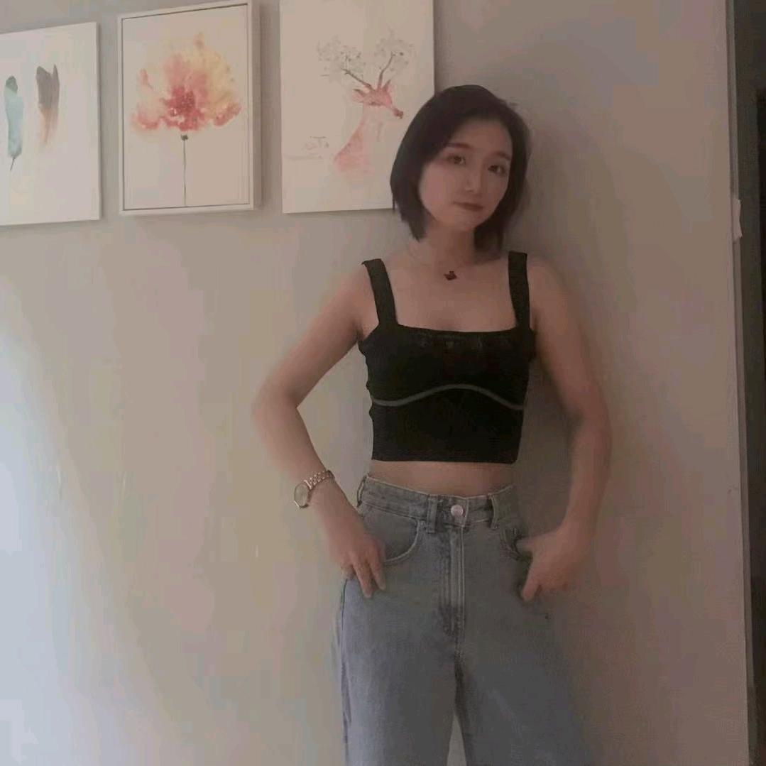 邱丽