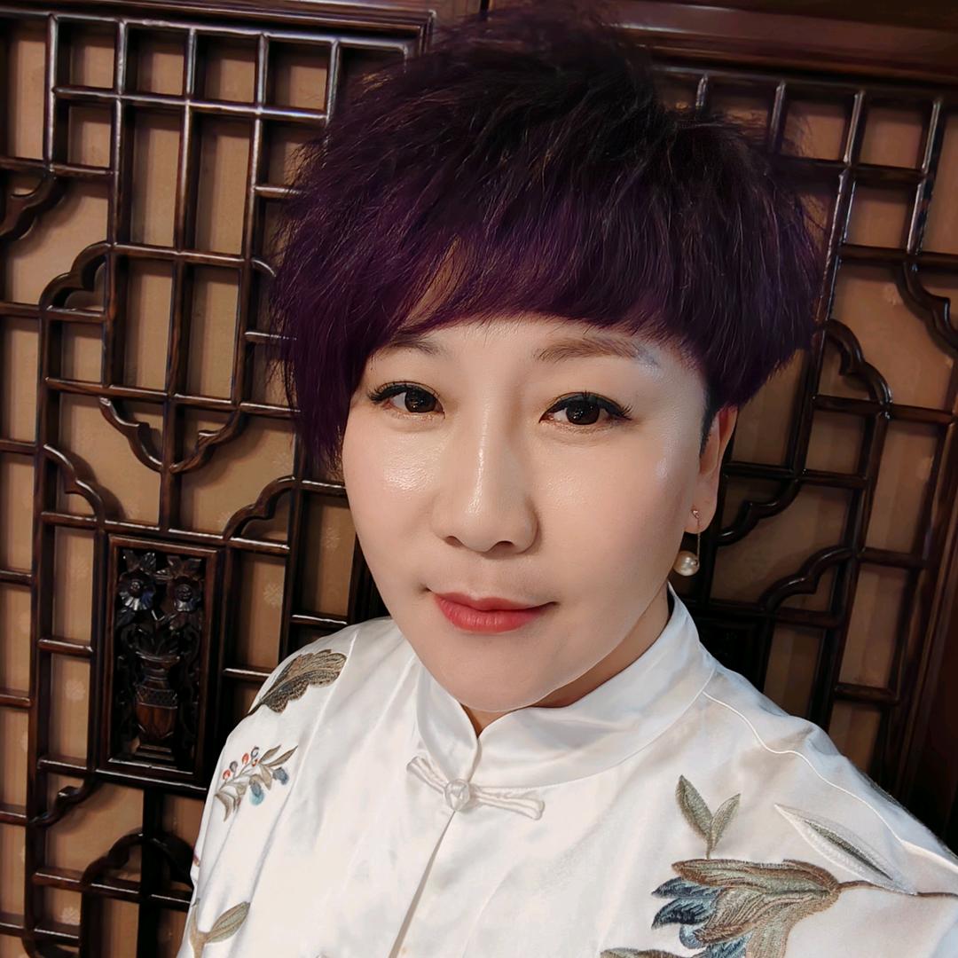 手机用户：女人与海