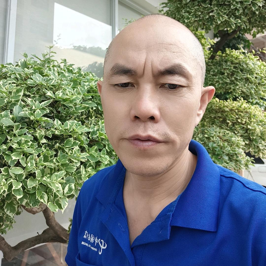 仓哥