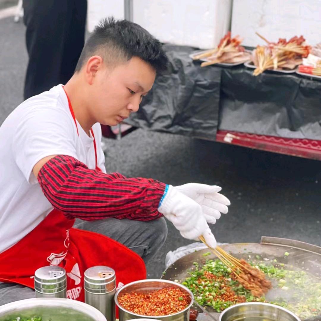 小汤烈火牛肉
