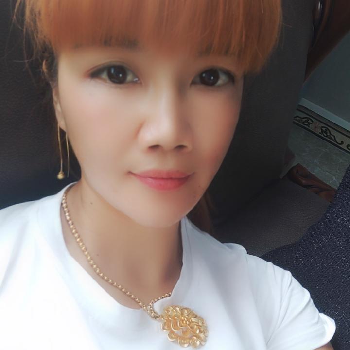 云都电商布依妹