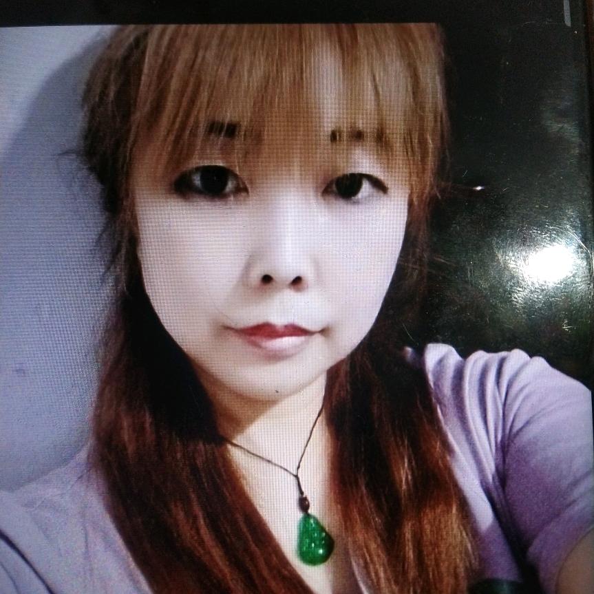 华子穿搭