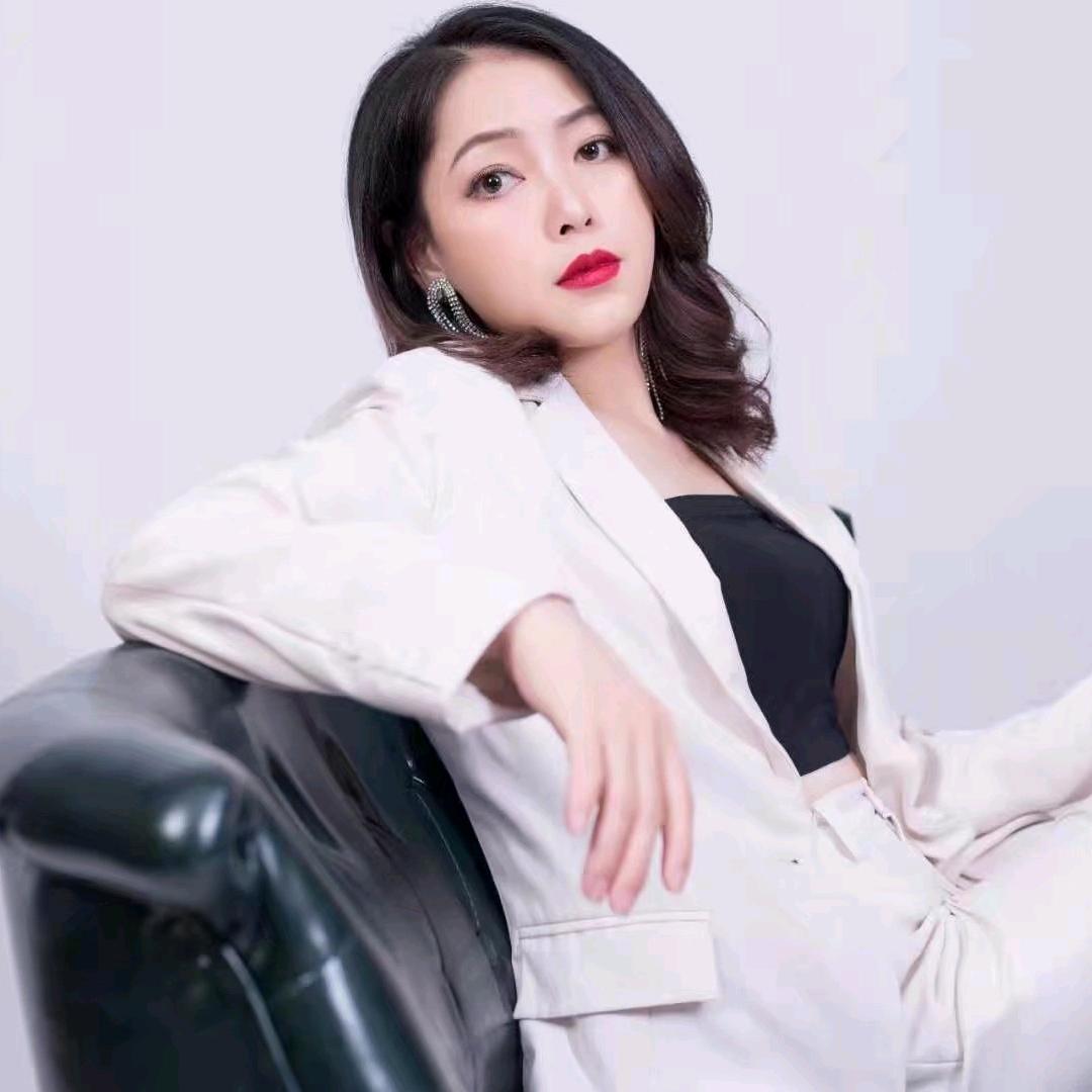 丹丹手工 . 文创花艺