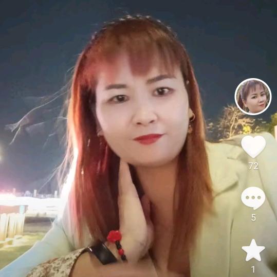 好强的女汉子